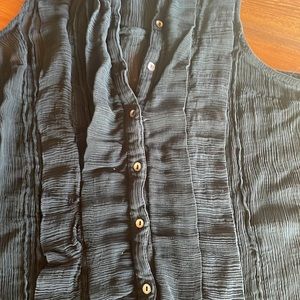 Free People Ruffle Button Up Tank Blouse. Black in size Medium